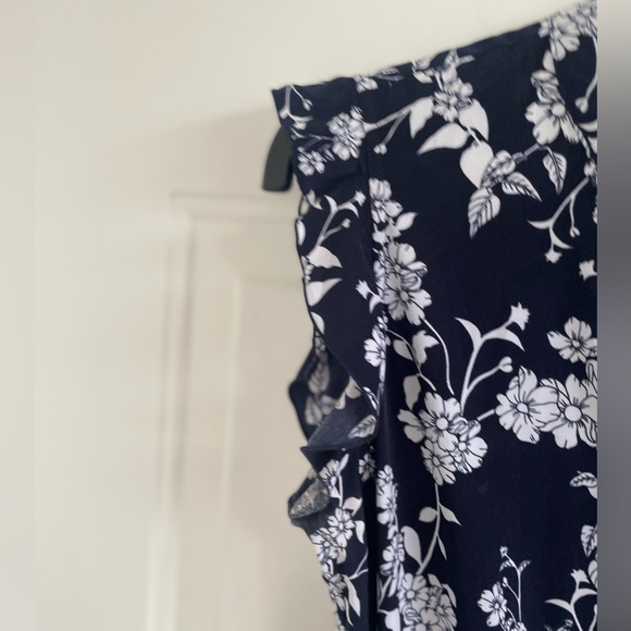 Charter Club Women’s Floral Ruffle Flutter Sleeve Belted Dress 8P DARK BLUE. - Picture 5 of 12